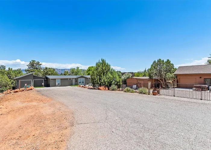 Gasthuis Bell Rock - Unit B - Red Rock Retreat